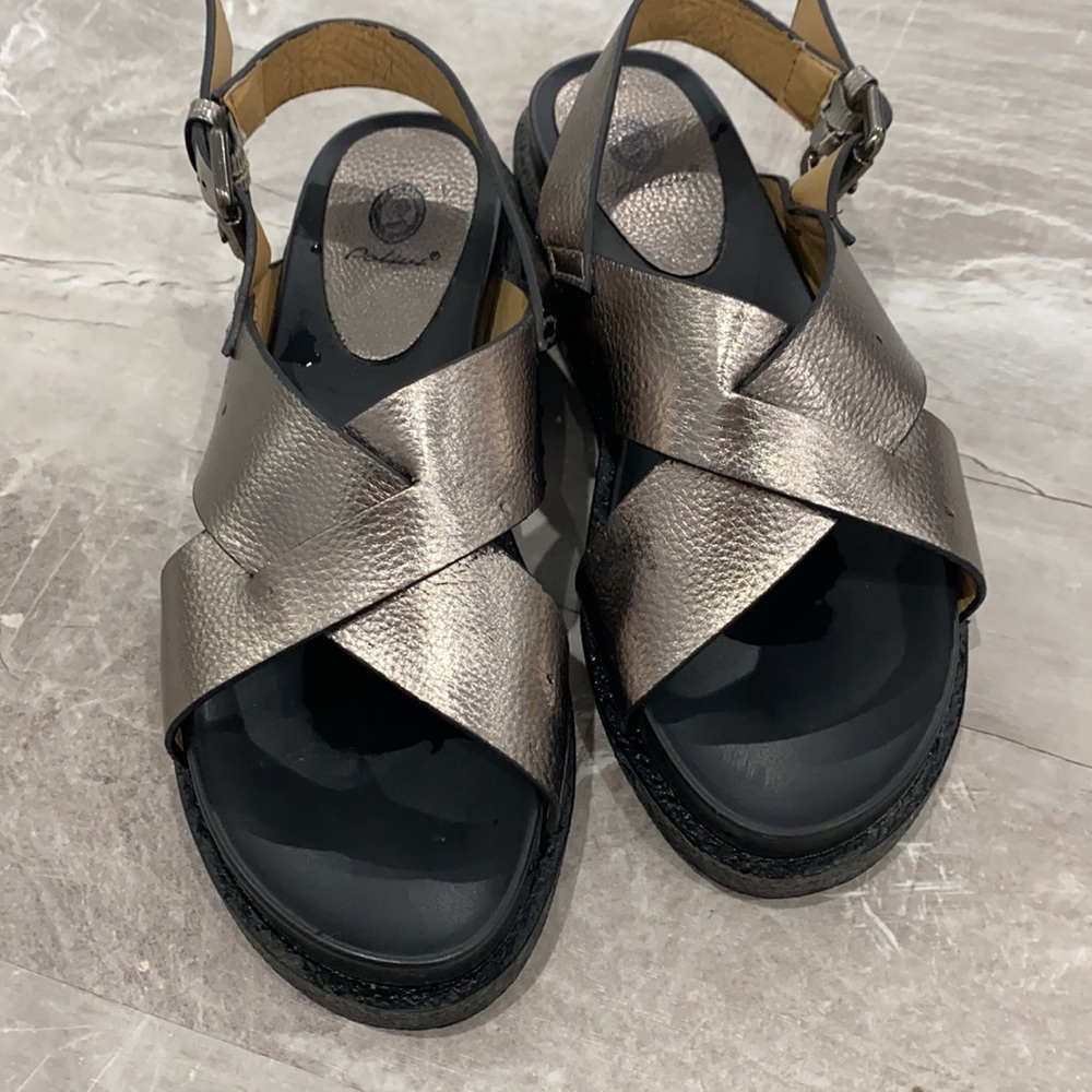 Comfortable Sandals - image 2